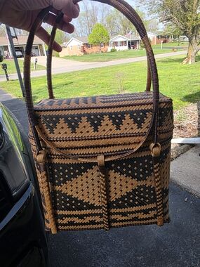 ANTIQUE TIRURAY TRIBE PALAWAN ISLAND BAMBOO RIVER CANE BASKET PURSE